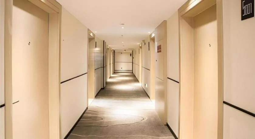 City Comfort Inn Yuzhou Yuwang Square