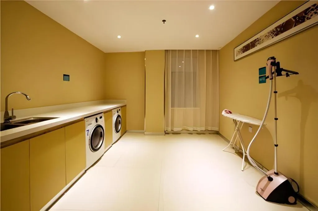 City Comfort Inn Maoming High Speed Railway Station Wenming Road