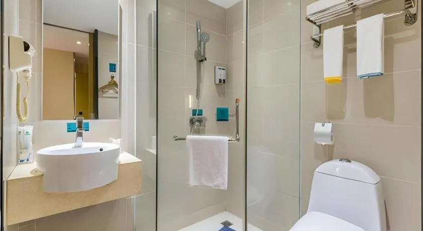 City Comfort Inn Maoming High Speed Railway Station Wenming Road