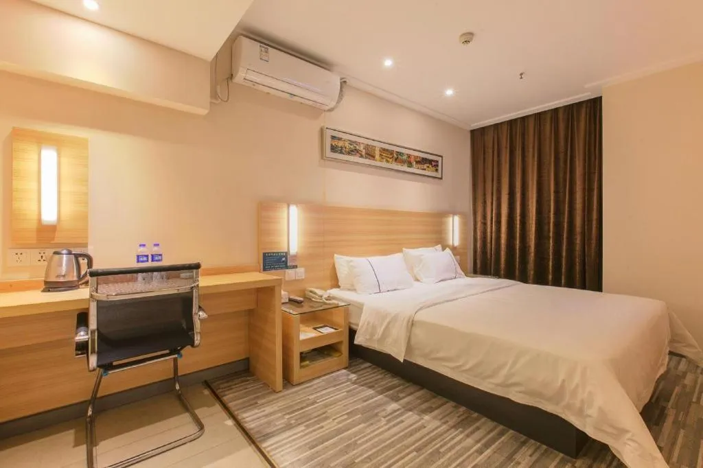 Bed in City Comfort Inn Wuhan Rui'an Street Metro Station