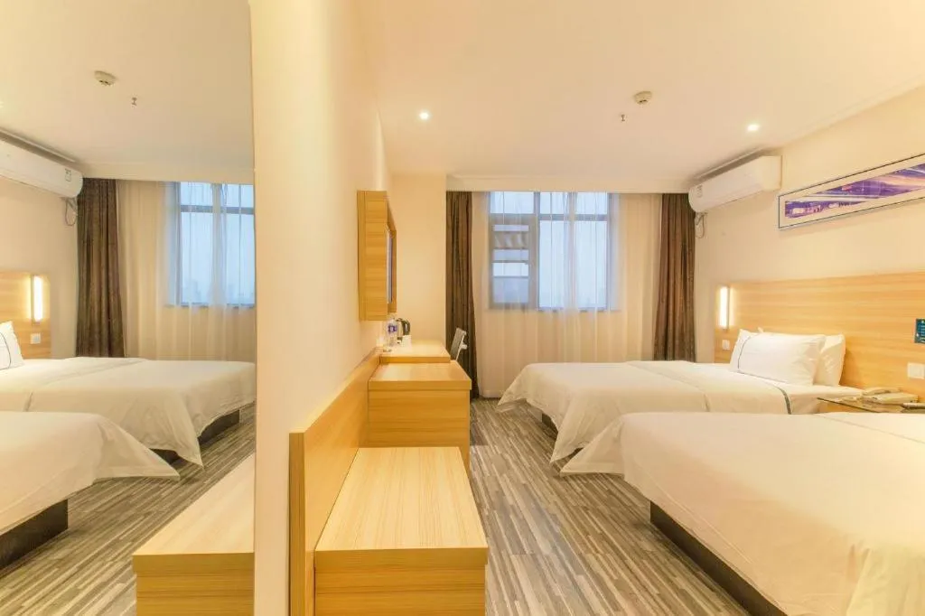 Bed in City Comfort Inn Wuhan Rui'an Street Metro Station