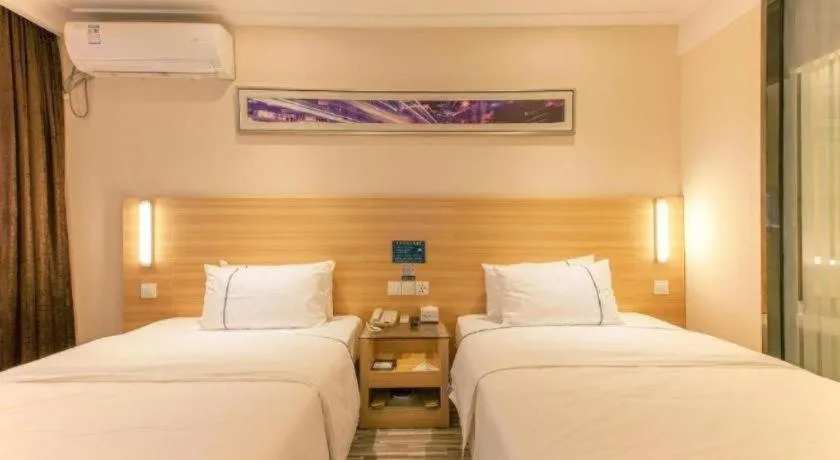 Bed in City Comfort Inn Wuhan Rui'an Street Metro Station