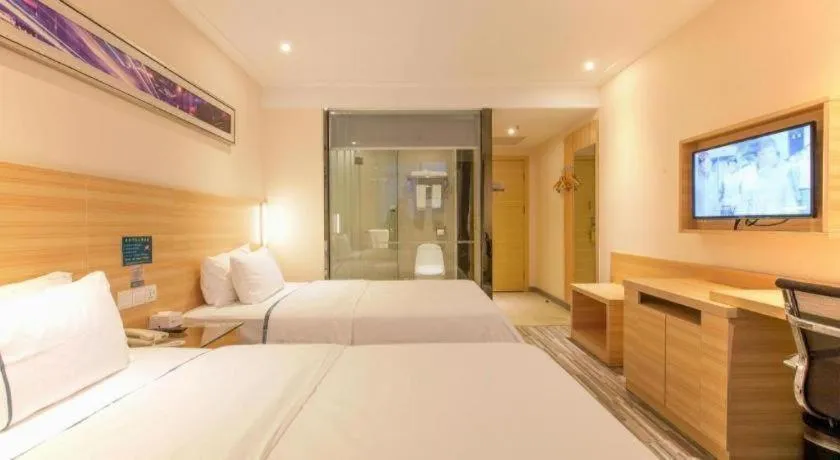 Bed in City Comfort Inn Wuhan Rui'an Street Metro Station