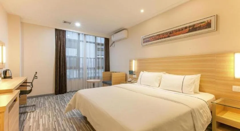 Bed in City Comfort Inn Wuhan Rui'an Street Metro Station