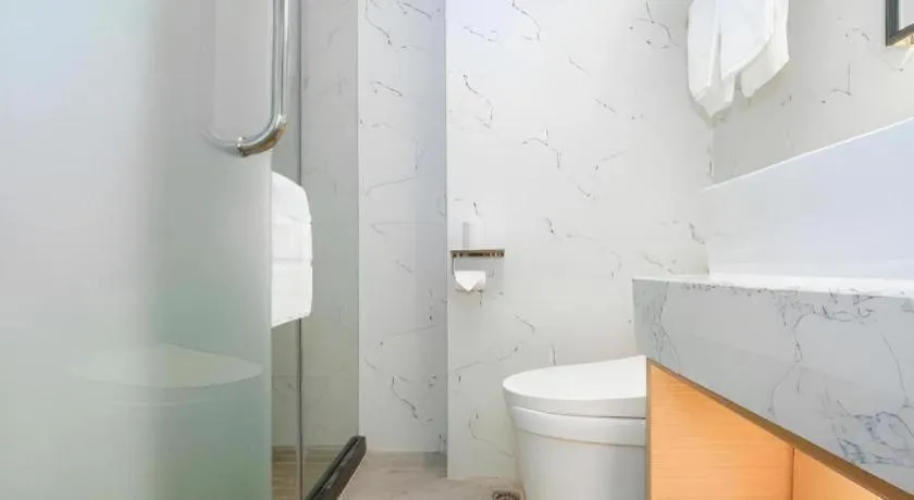 Borrman Hotel Zhuhai Gongbei Port Fuhuali Light Rail