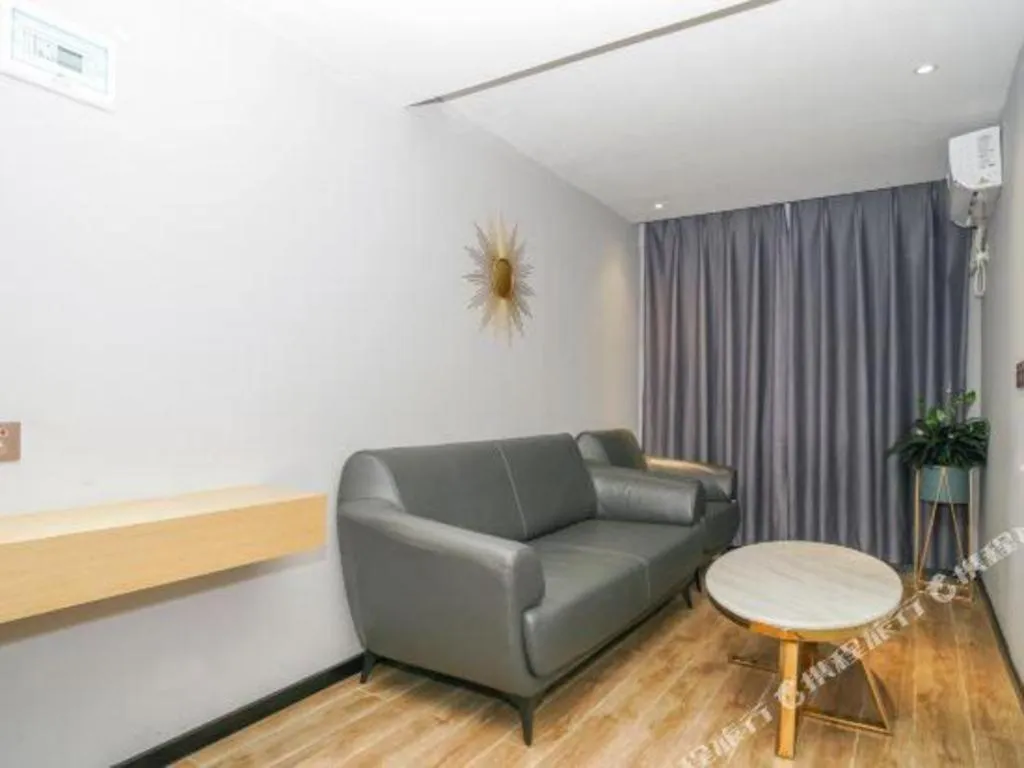 Borrman Hotel Zhuhai Gongbei Port Fuhuali Light Rail