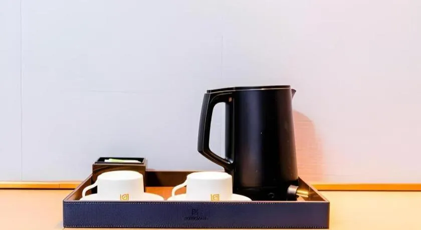 Borrman Hotel Zhuhai Gongbei Port Fuhuali Light Rail