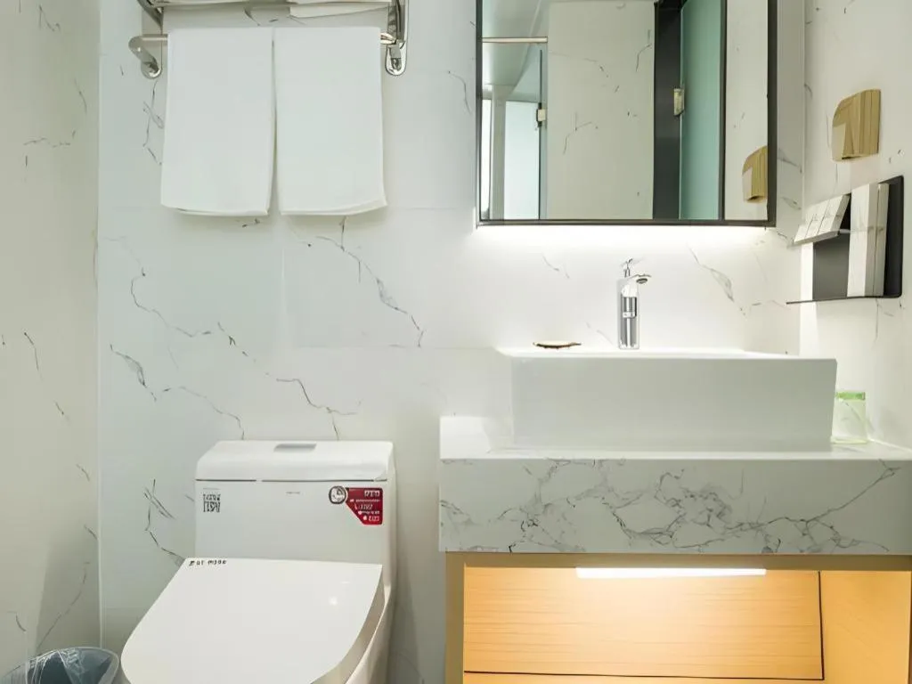 Borrman Hotel Zhuhai Gongbei Port Fuhuali Light Rail