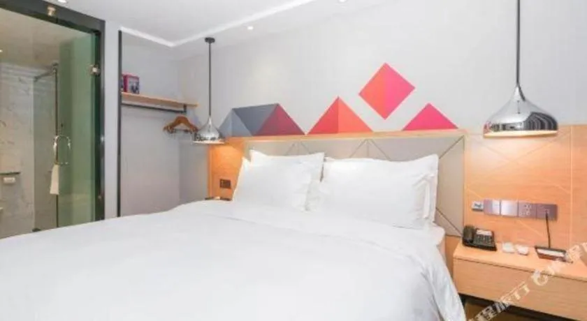 Bed in Borrman Hotel Zhuhai Gongbei Port Fuhuali Light Rail