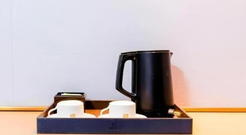 Borrman Hotel Zhuhai Gongbei Port Fuhuali Light Rail