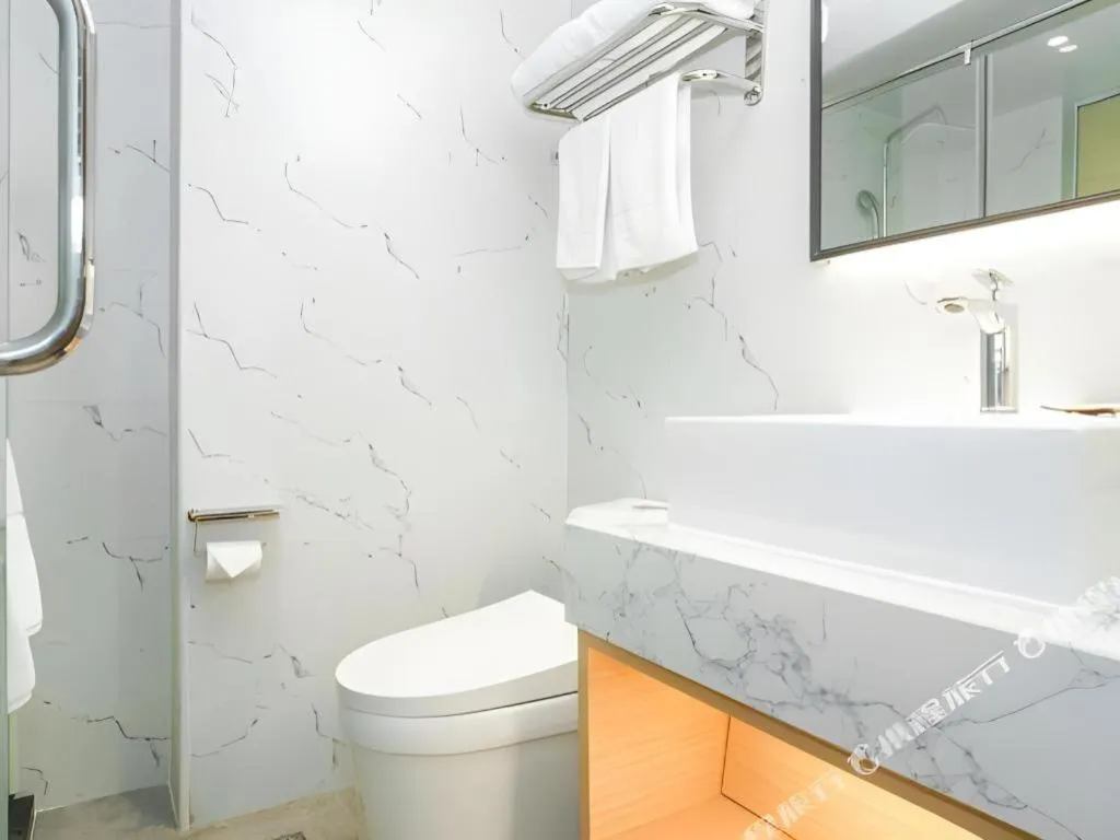 Borrman Hotel Zhuhai Gongbei Port Fuhuali Light Rail