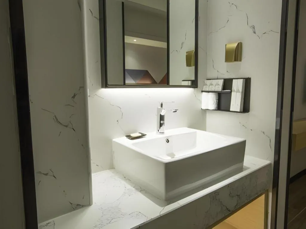 Borrman Hotel Zhuhai Gongbei Port Fuhuali Light Rail