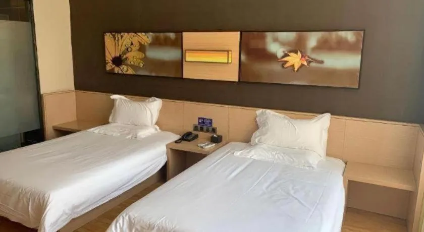 Bed in IU Hotel Taiyuan Changfeng West Street The Mixc