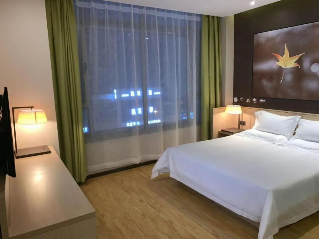 Bed in IU Hotel Taiyuan Changfeng West Street The Mixc