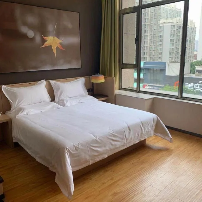 Bed in IU Hotel Taiyuan Changfeng West Street The Mixc