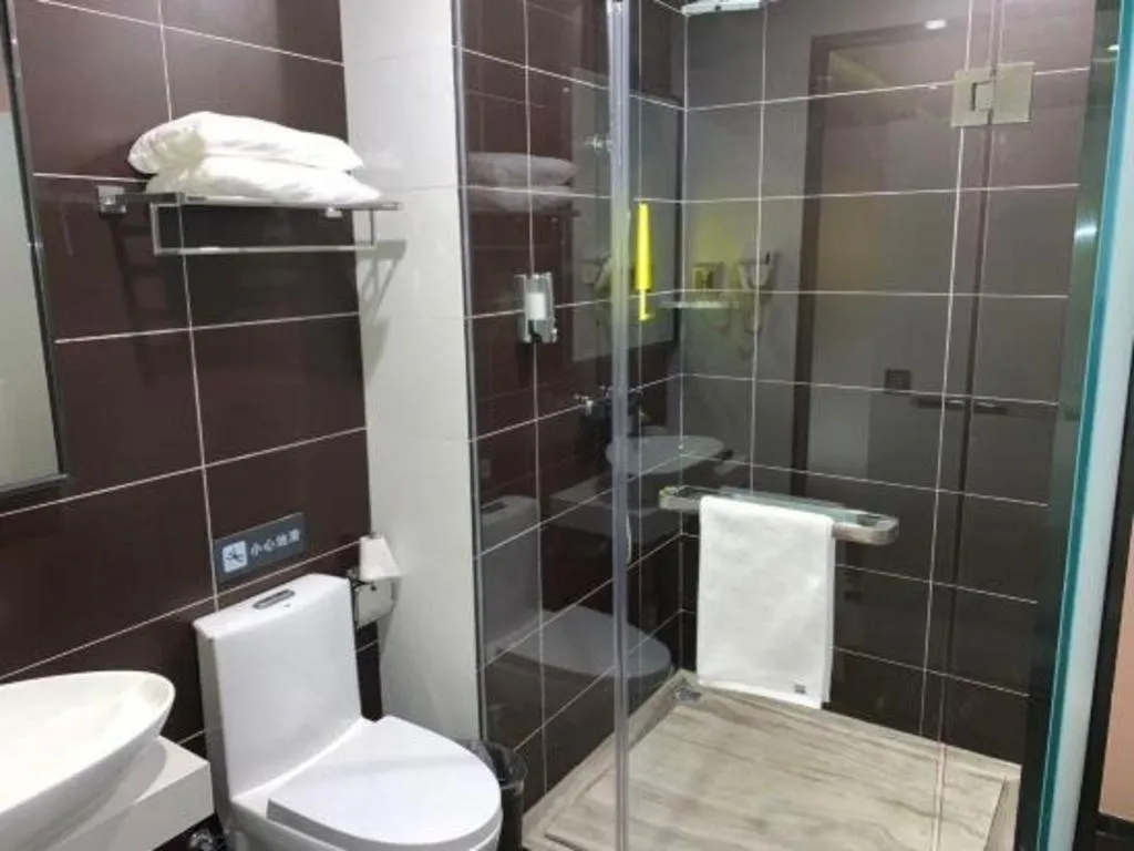 IU Hotel Taiyuan Changfeng West Street The Mixc