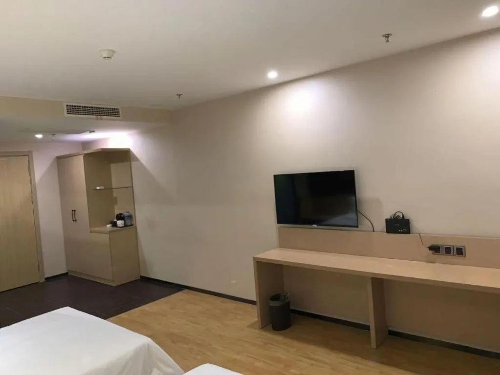 Bed in IU Hotel Taiyuan Changfeng West Street The Mixc