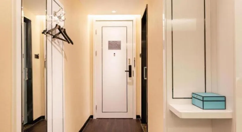 Xana Hotelle· Dalian Software Park University of Technology