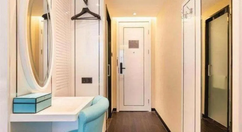 Xana Hotelle· Dalian Software Park University of Technology