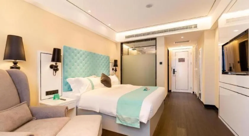 Bed in Xana Hotelle· Dalian Software Park University of Technology