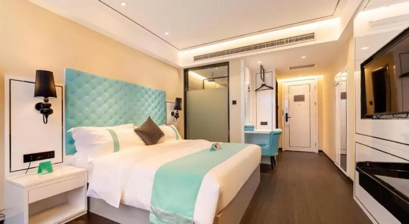 Bed in Xana Hotelle· Dalian Software Park University of Technology