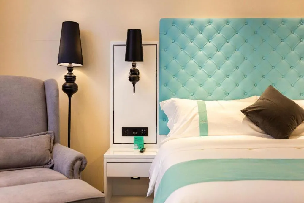 Bed in Xana Hotelle· Dalian Software Park University of Technology