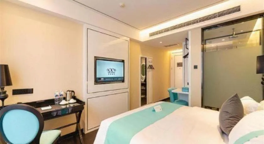 Bed in Xana Hotelle· Dalian Software Park University of Technology