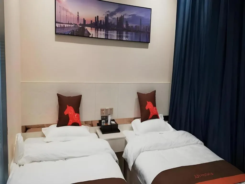 Bed in Jun Hotel Jiangsu Yangzhou Jiangdu District Xiaoji Town Yingtai Industrial Park