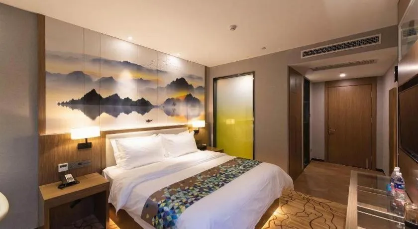 Bed in ZMAX Hotel Beijing Tongzhou Universal Tourist Resort Linheli Metro Station