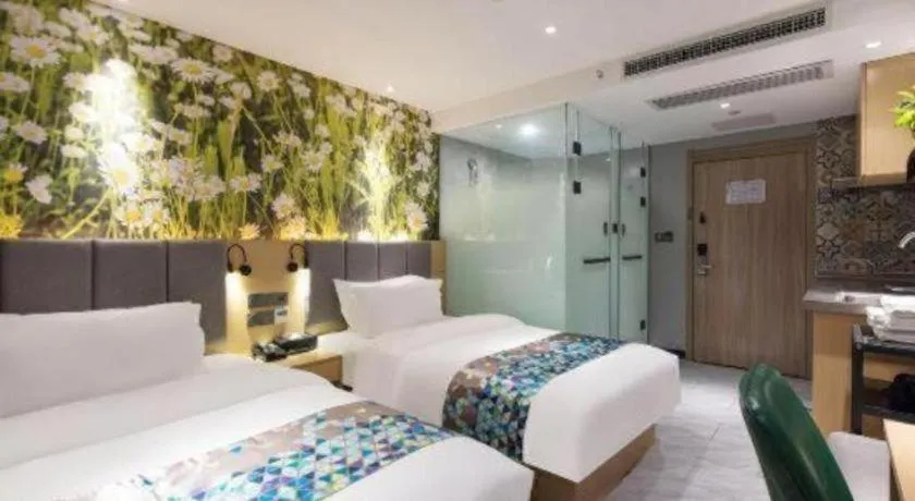 Bed in ZMAX Hotel Beijing Tongzhou Universal Tourist Resort Linheli Metro Station