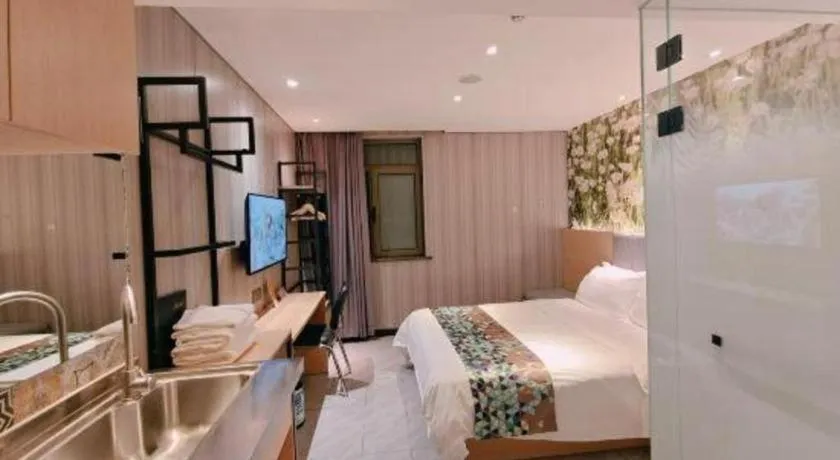 Bed in ZMAX Hotel Beijing Tongzhou Universal Tourist Resort Linheli Metro Station