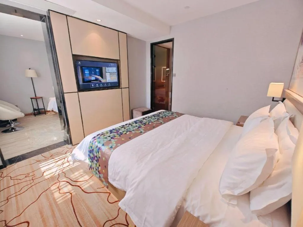 Bed in ZMAX Hotel Beijing Tongzhou Universal Tourist Resort Linheli Metro Station