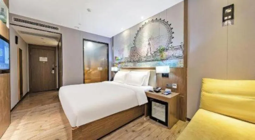 Bed in ZMAX Hotel Beijing Tongzhou Universal Tourist Resort Linheli Metro Station
