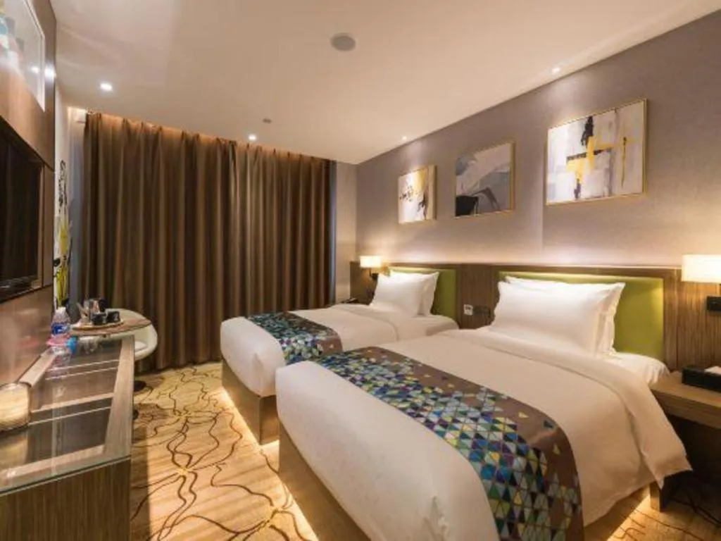 Bed in ZMAX Hotel Beijing Tongzhou Universal Tourist Resort Linheli Metro Station