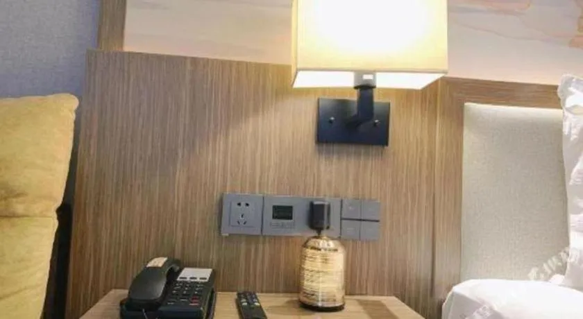 Bed in ZMAX Hotel Beijing Tongzhou Universal Tourist Resort Linheli Metro Station