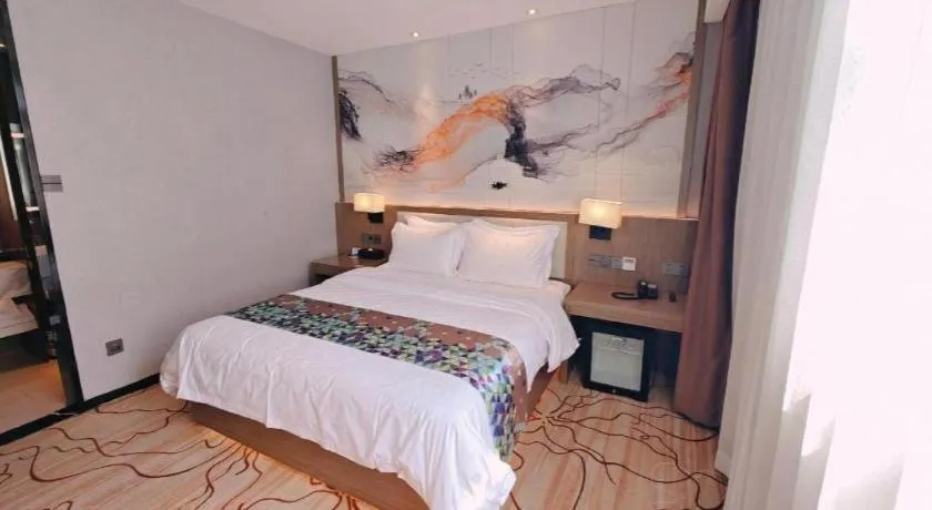 Bed in ZMAX Hotel Beijing Tongzhou Universal Tourist Resort Linheli Metro Station