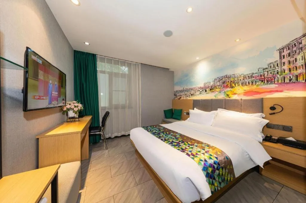 Bed in ZMAX Hotel Beijing Tongzhou Universal Tourist Resort Linheli Metro Station