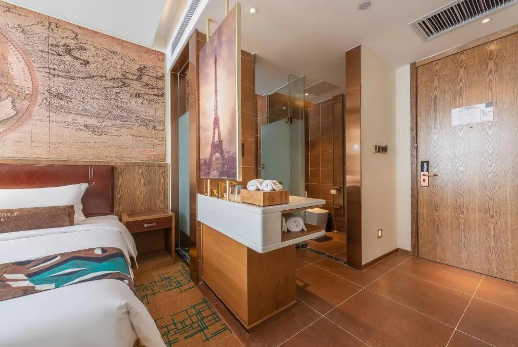 Bed in James Joyce Coffetel Beijing Pinggu Hospital Century Square