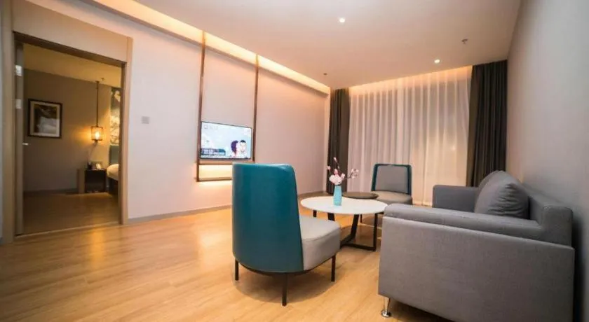 Magnotel Huludao Xingcheng Central Square Wenquan Street