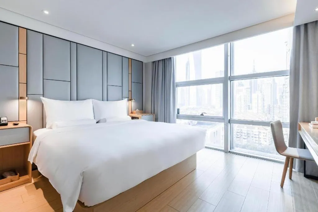 JI Hotel Shanghai Shangcheng Road Metro Station