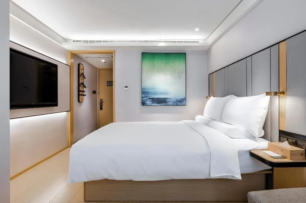 JI Hotel Shanghai Shangcheng Road Metro Station