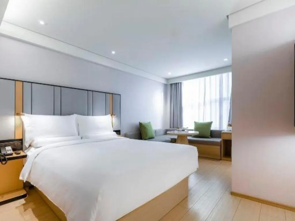 JI Hotel Shanghai Shangcheng Road Metro Station