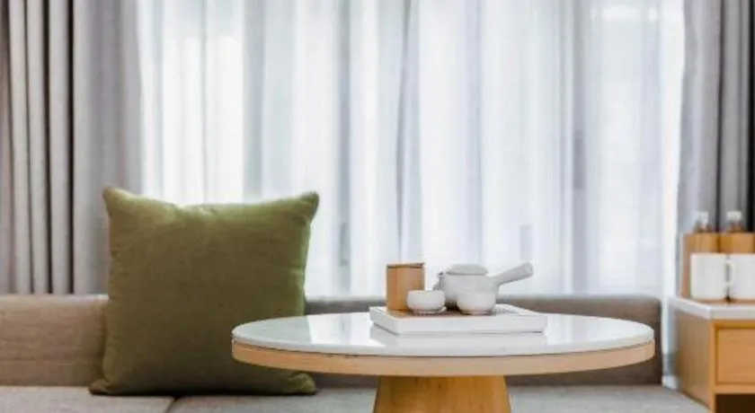 JI Hotel Shanghai Shangcheng Road Metro Station