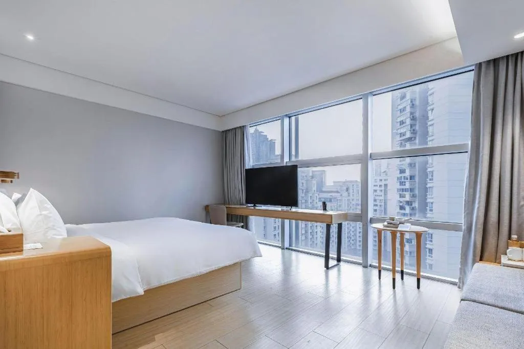 JI Hotel Shanghai Shangcheng Road Metro Station