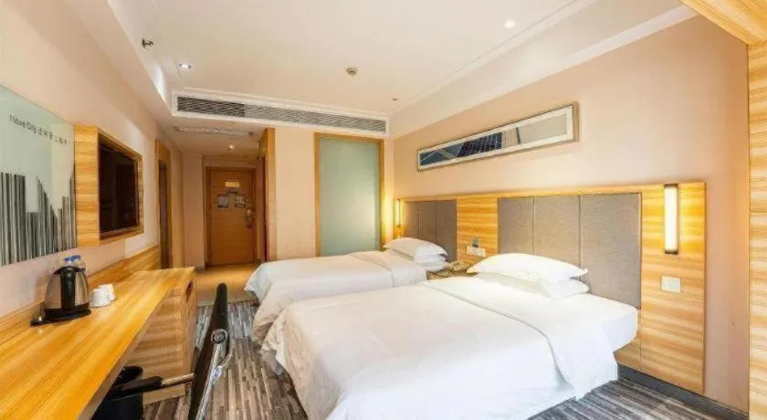 Bed in City Comfort Inn Changsha Yuelu Mountain Meixi Lake Park