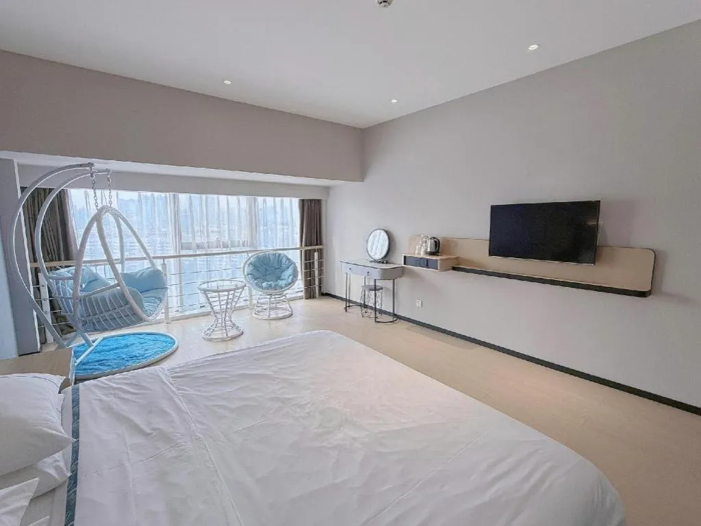 Bed in City Comfort Inn Changsha Yuelu Mountain Meixi Lake Park