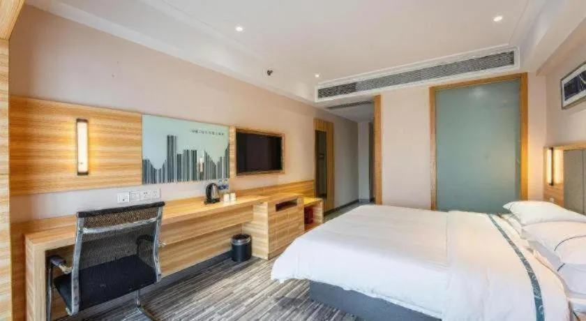 Bed in City Comfort Inn Changsha Yuelu Mountain Meixi Lake Park
