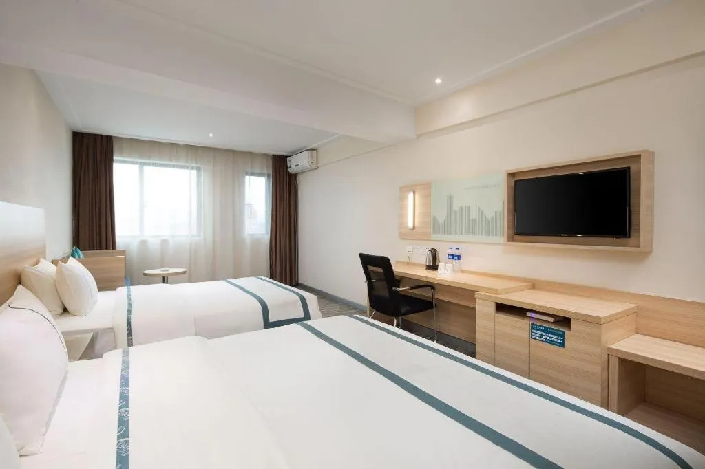Bed in City Comfort Inn Changsha Yuelu Mountain Meixi Lake Park