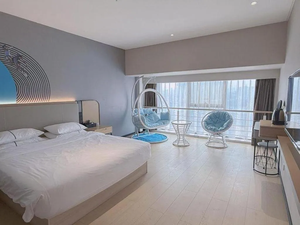 Bed in City Comfort Inn Changsha Yuelu Mountain Meixi Lake Park