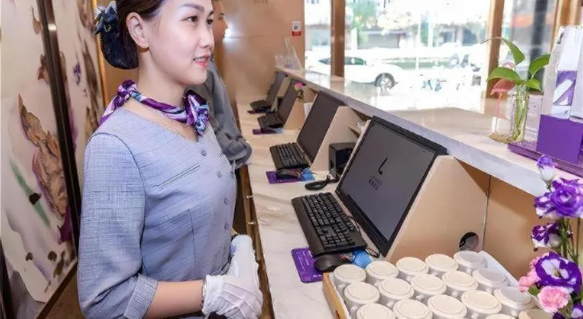 Lavande Hotel Guangzhou Zengchen Xintang Light Railway Station